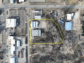 Plus de détails pour 126 S Griffith St, El Dorado, KS - Industriel/Logistique à vendre