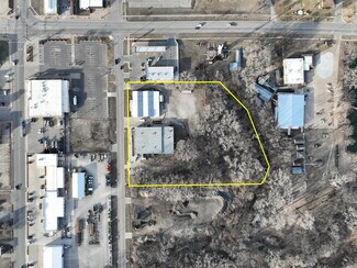 Plus de détails pour 126 S Griffith St, El Dorado, KS - Industriel/Logistique à vendre