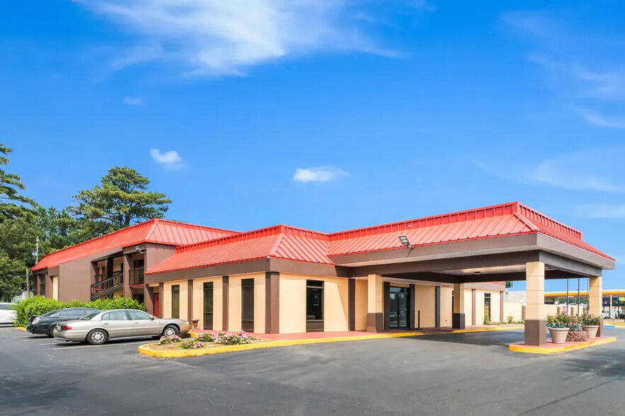 2015 Military Rd, Columbus, MS à vendre - Photo principale – Image 1 sur 55