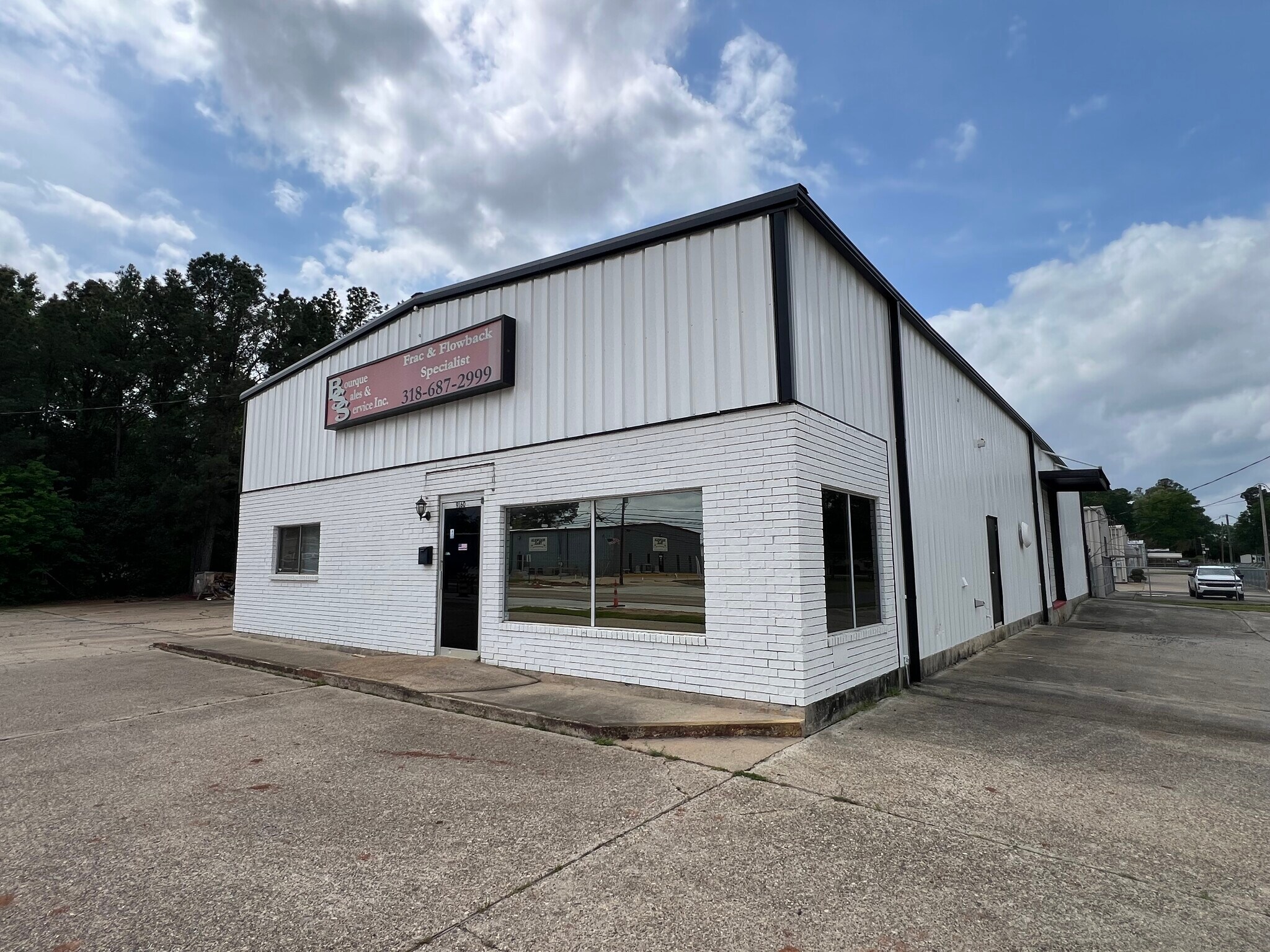 9160 Linwood Ave, Shreveport, LA à louer Photo de l’immeuble– Image 1 sur 11