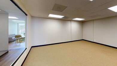 3065 Rosecrans Pl, San Diego, CA à vendre Photo intérieure– Image 2 sur 13