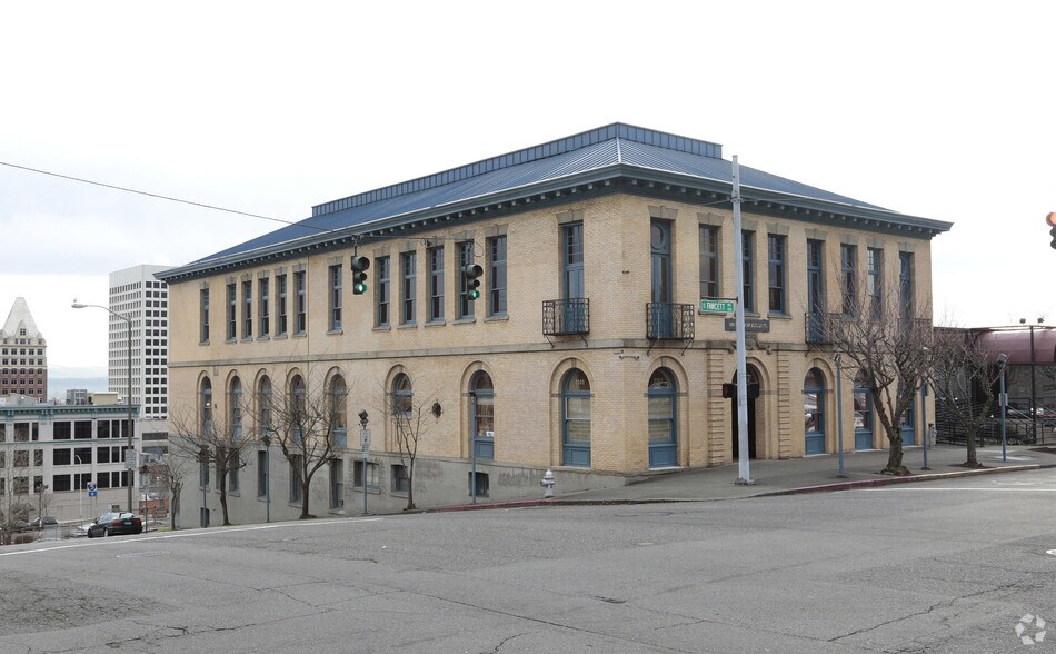 1101 S Fawcett Ave, Tacoma, WA à louer - Photo principale – Image 1 sur 5