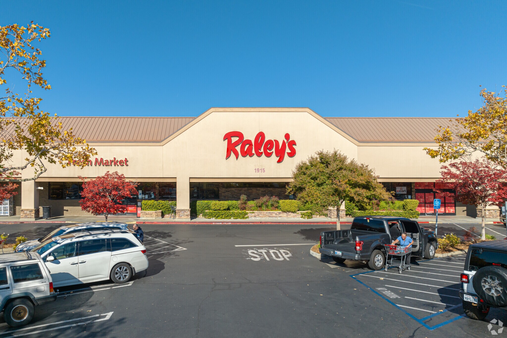 1901-1927 Douglas Blvd, Roseville, CA à louer Photo principale– Image 1 sur 17