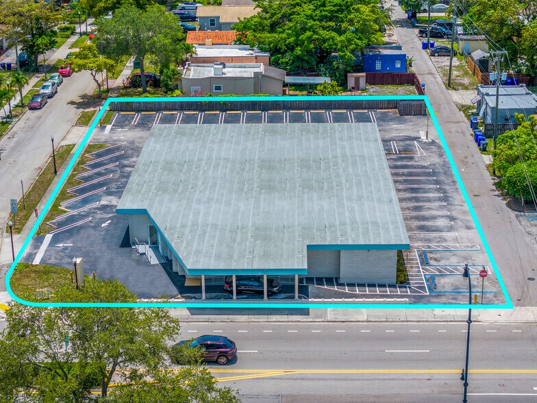 750 S Federal Hwy, Hollywood, FL à vendre - Photo de l’immeuble – Image 3 sur 17