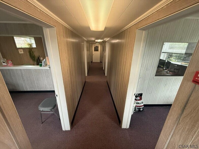 226 Ohio St, Johnstown, PA à vendre - Photo intérieure – Image 2 sur 16