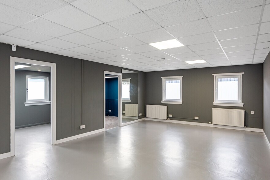 66-76 Dickson St, Dunfermline à louer - Photo de l’immeuble – Image 3 sur 5