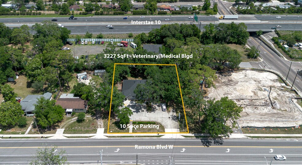 8141 Ramona Blvd, Jacksonville, FL à louer - Photo de l’immeuble – Image 1 sur 51