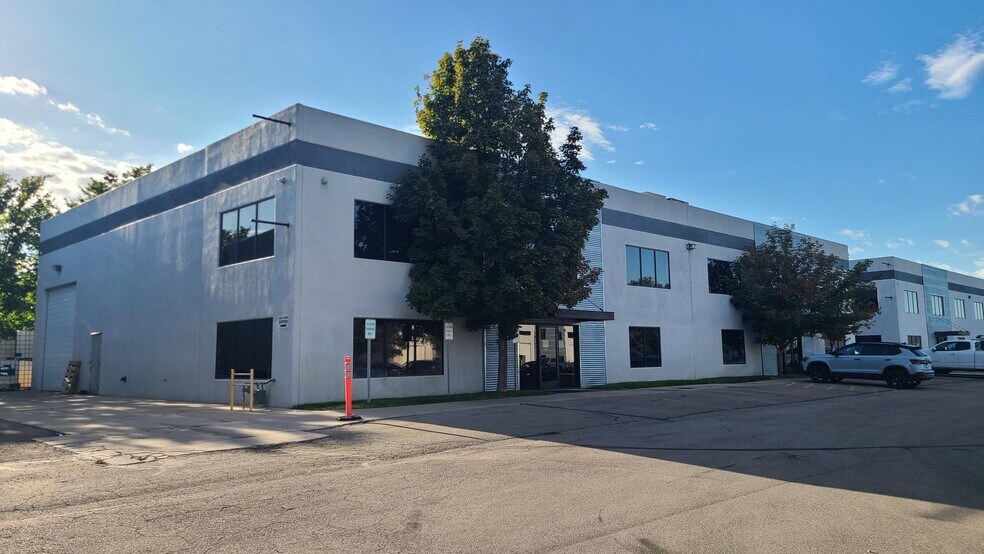 8687 700 West, Sandy, UT à louer - Photo de l’immeuble – Image 2 sur 2
