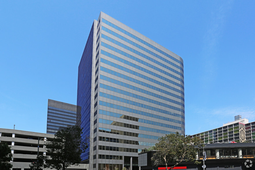 3530 Wilshire Blvd, Los Angeles, CA à louer - Photo de l’immeuble – Image 3 sur 9