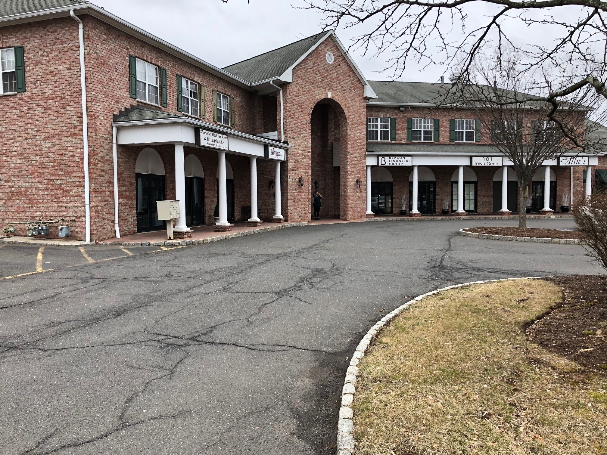 63-A Mountain Blvd., Warren, NJ à louer Photo principale– Image 1 sur 11