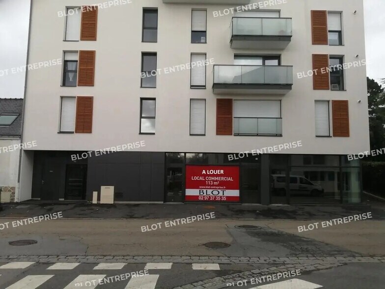 Local commercial dans Lanester à louer - Photo de l’immeuble – Image 1 sur 7