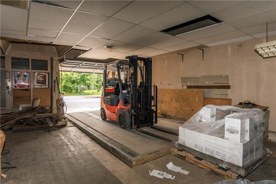 608-612 Varick St, Utica, NY à vendre - Photo intérieure – Image 3 sur 16