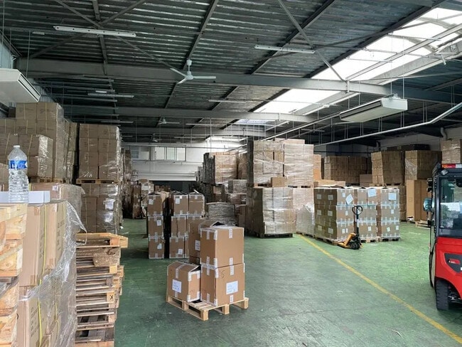 Plus de détails pour Industriel/Logistique à louer