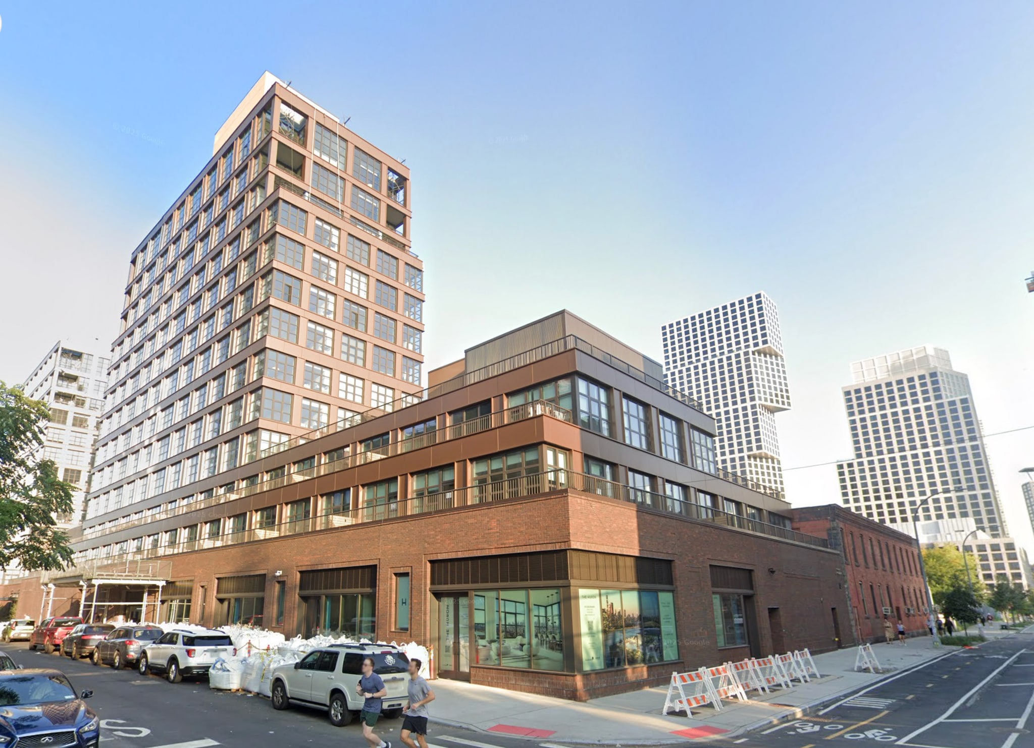 29 Huron St, Brooklyn, NY à louer Photo de l’immeuble– Image 1 sur 2