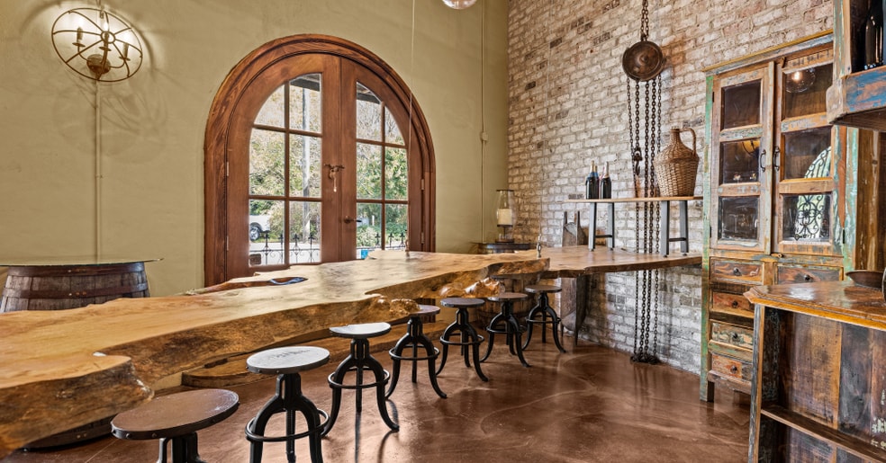 117-121 N Church St, Smithfield, VA à vendre - Photo intérieure – Image 3 sur 6