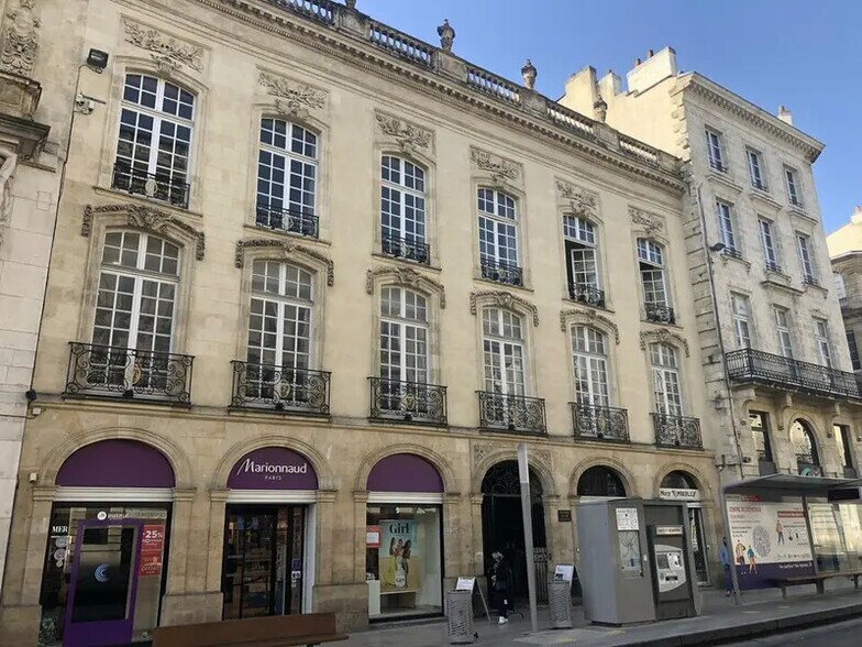 Bureau dans Bordeaux à louer - Photo de l’immeuble – Image 2 sur 2