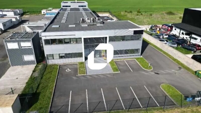 Local d’activités dans Égly à louer - Photo de l’immeuble – Image 3 sur 7