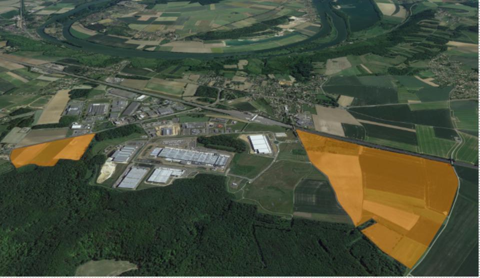 Terrain dans  à vendre Photo de l’immeuble– Image 1 sur 2