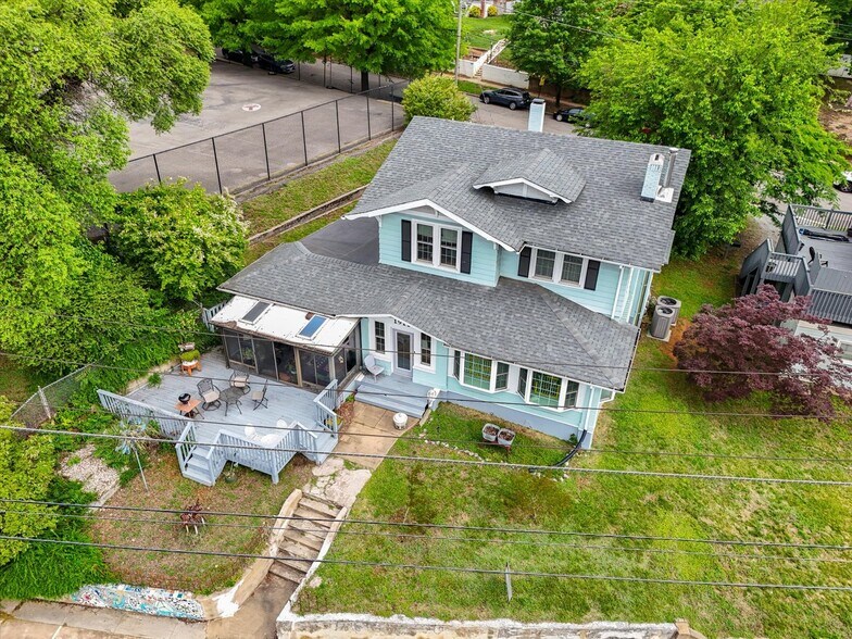 1911 Memorial Ave SW, Roanoke, VA à vendre - Photo de l’immeuble – Image 3 sur 46