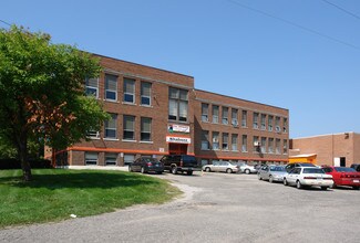 Plus de détails pour 1028 W Barnes Ave, Lansing, MI - Spécialisé à vendre