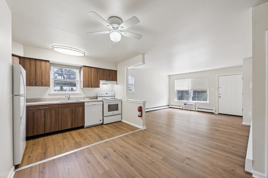 17 E Maple Ave, Merchantville, NJ à vendre - Photo de l’immeuble – Image 2 sur 6
