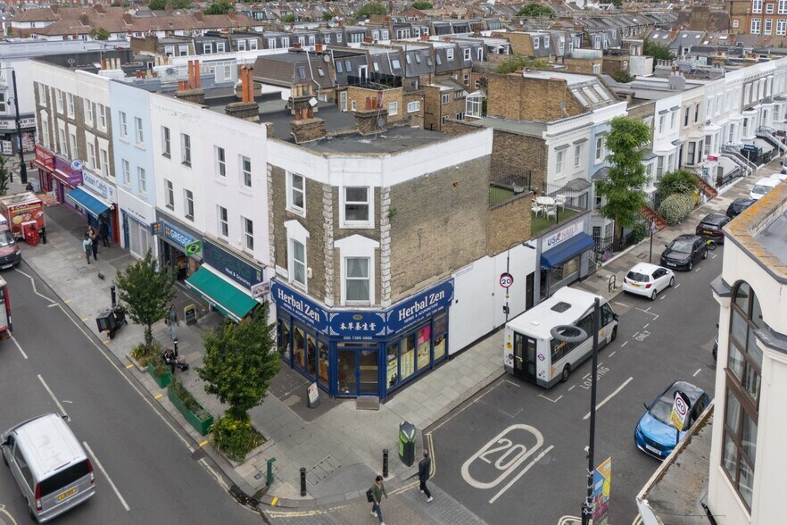 415 North End Rd, Londres à vendre - Photo de l’immeuble – Image 1 sur 11