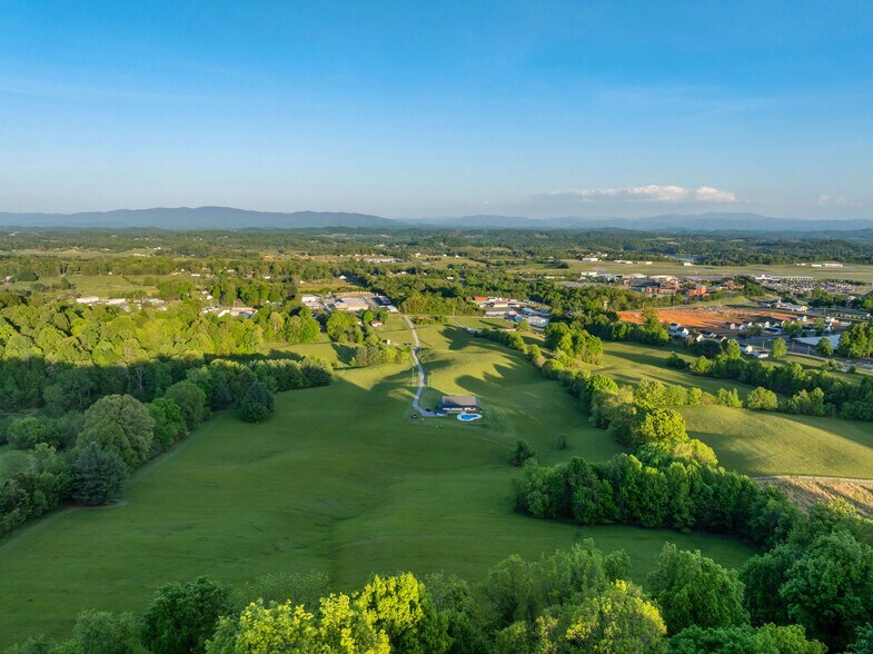 2188 Highway 75, Blountville, TN à vendre - Photo de l’immeuble – Image 3 sur 54