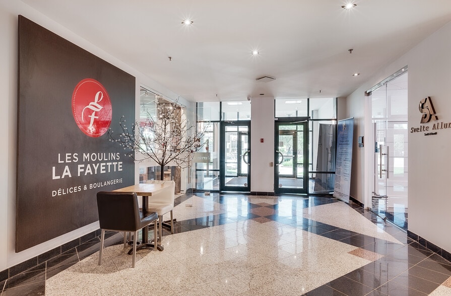 1305 Boul Lebourgneuf, Québec, QC à louer - Photo intérieure – Image 2 sur 6