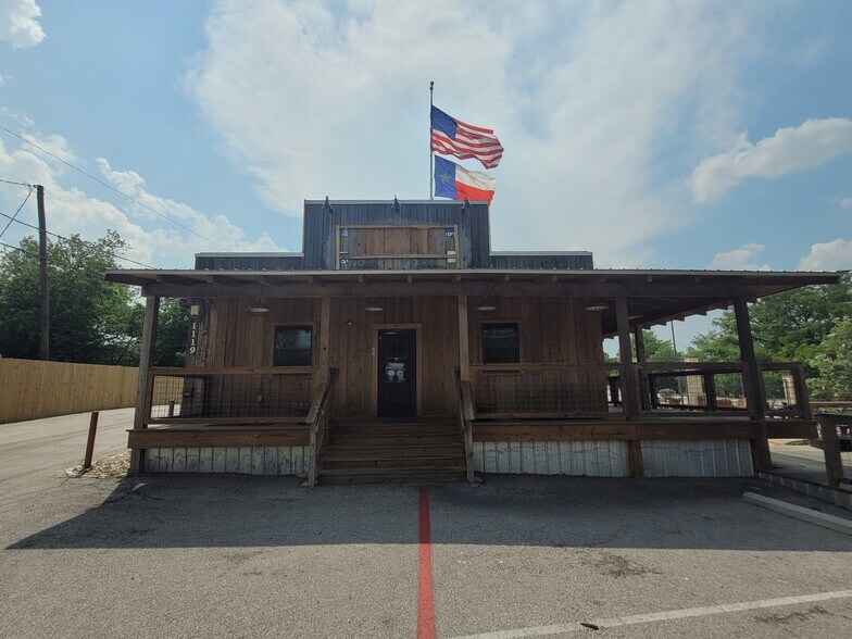 1119 N Main St, Taylor, TX à vendre - Photo de l’immeuble – Image 2 sur 16