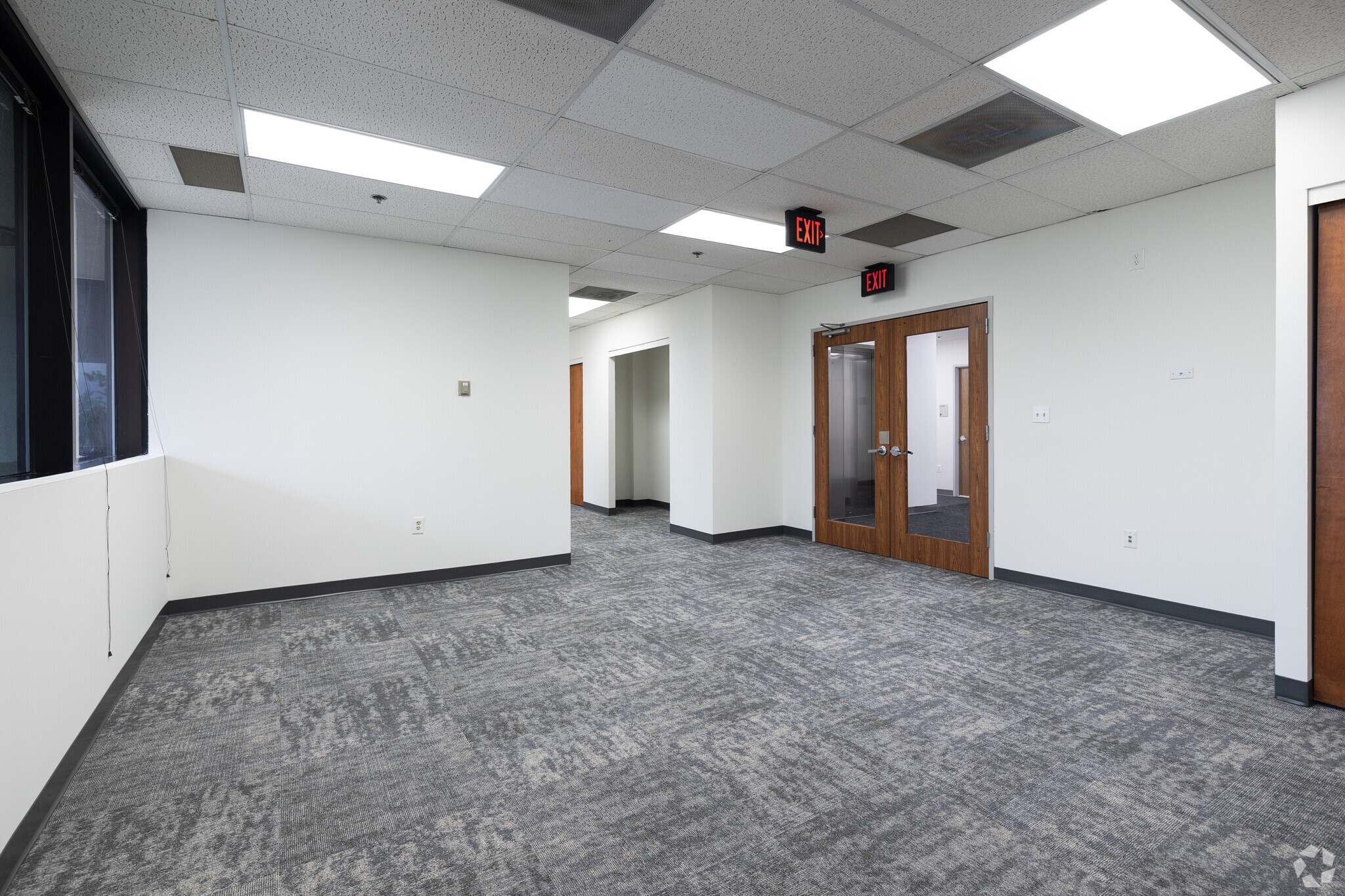 7426-7432 Alban Station Blvd, Springfield, VA à louer Photo intérieure– Image 1 sur 4