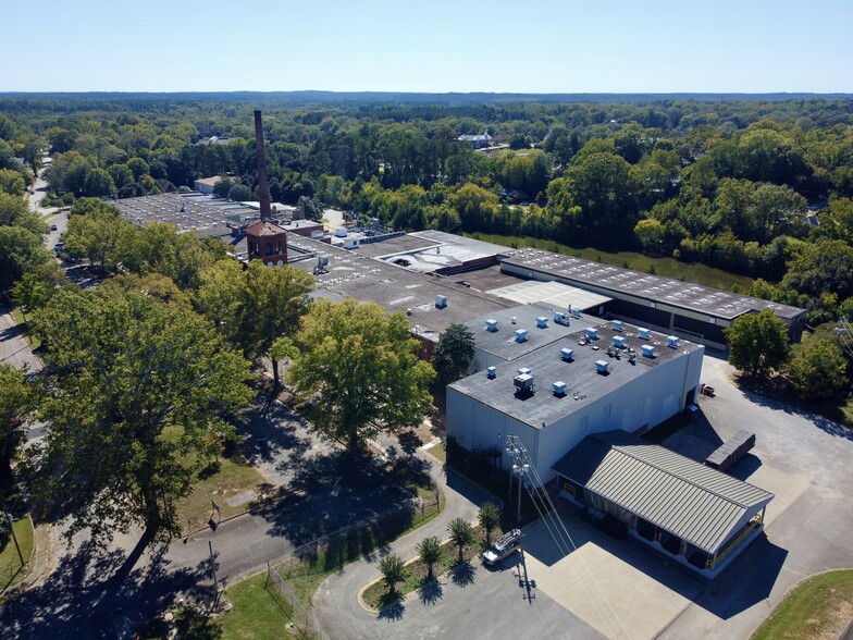 1000 Elm St, Lagrange, GA à louer - Photo de l’immeuble – Image 2 sur 43