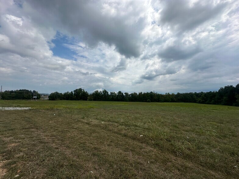 19 AC E 10TH st, Cookeville, TN à vendre - Autre – Image 3 sur 5