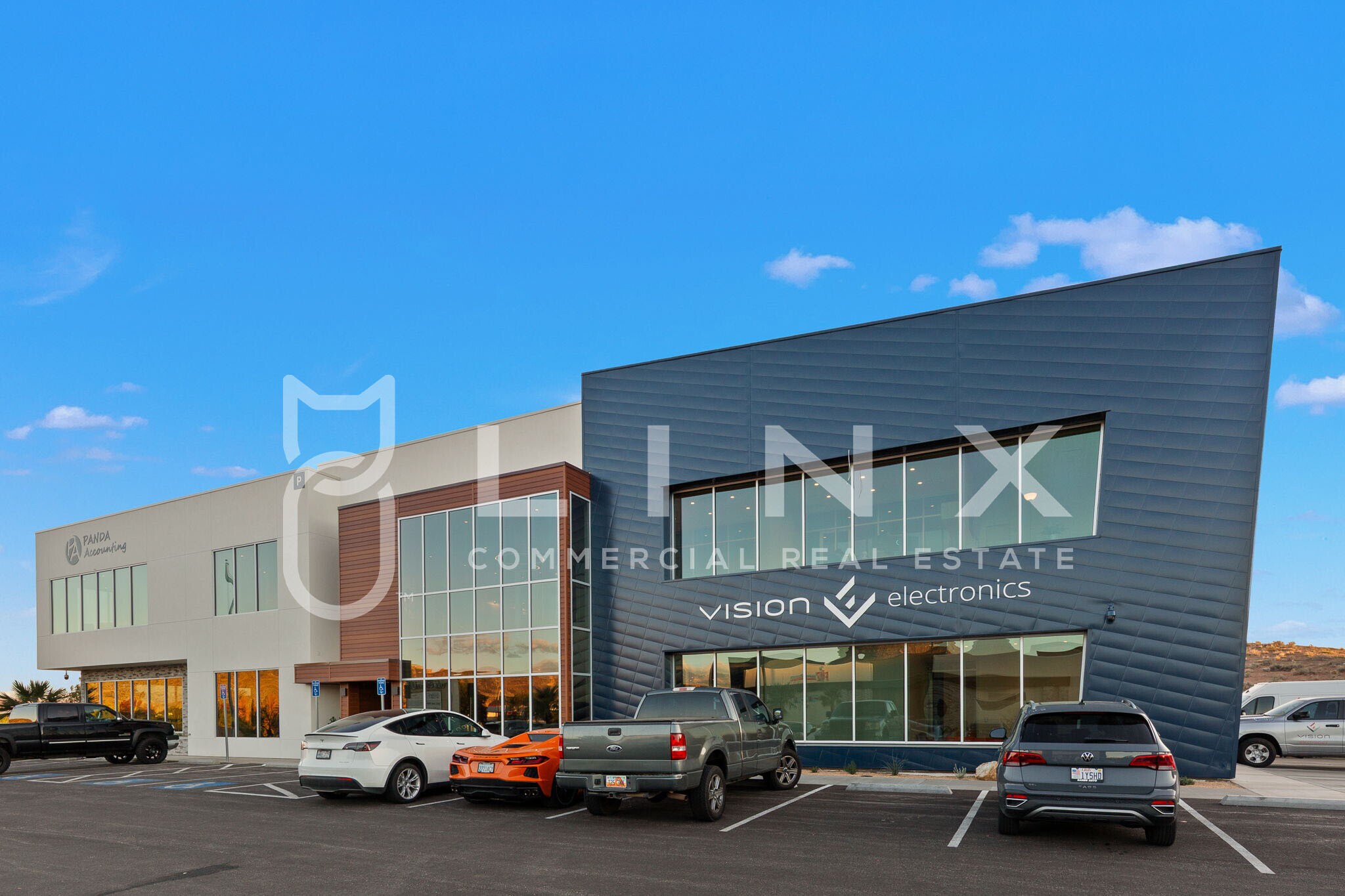 1664 S Dixie Dr, St George, UT à louer Photo de l’immeuble– Image 1 sur 6