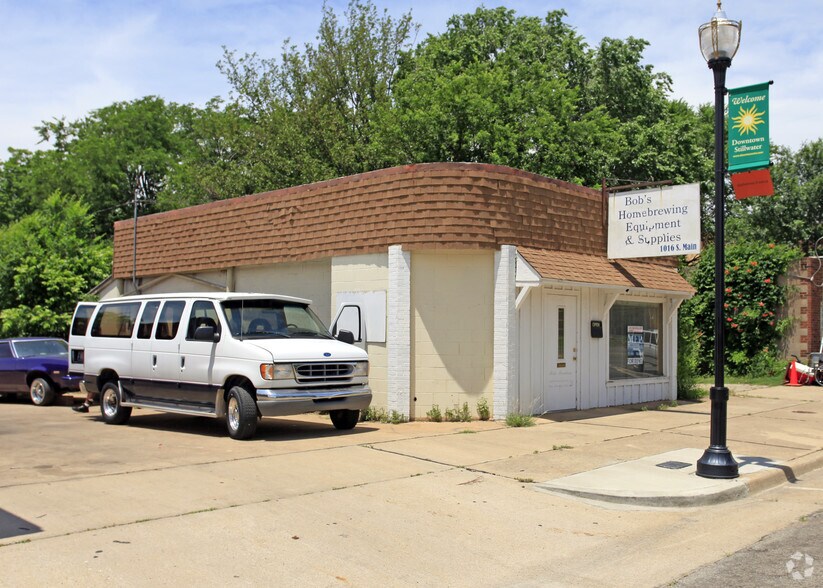 1016 S Main St, Stillwater, OK à louer - Photo de l’immeuble – Image 2 sur 2