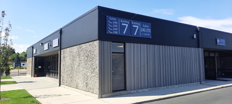 240-270 S Cole Rd, Boise, ID à louer - Photo de l’immeuble – Image 1 sur 3