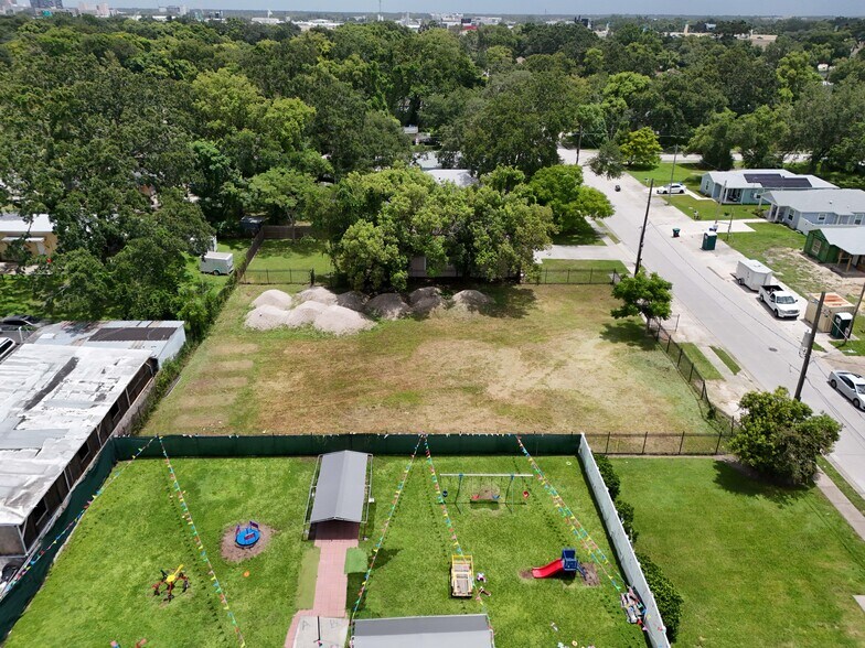 1221 25th St, Orlando, FL à louer - Photo de l’immeuble – Image 2 sur 9