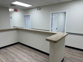 3275 W Hillsboro Blvd, Deerfield Beach, FL à louer Photo intérieure– Image 1 sur 21