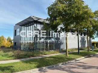 Plus de détails pour Local d'activités à louer