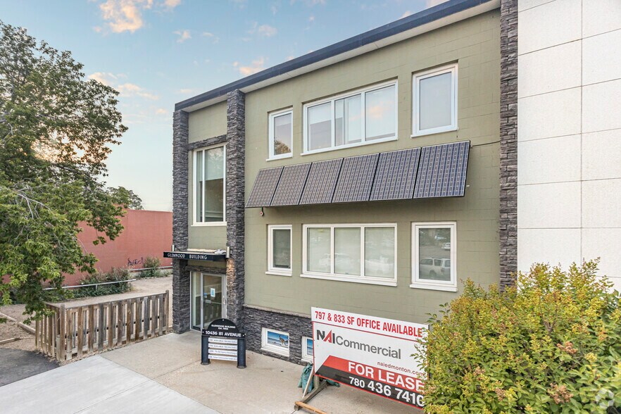 10436 81st Ave NW, Edmonton, AB à louer - Photo de l’immeuble – Image 1 sur 13