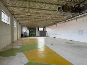 165 Marine St, Farmingdale, NY à louer Photo intérieure– Image 1 sur 3