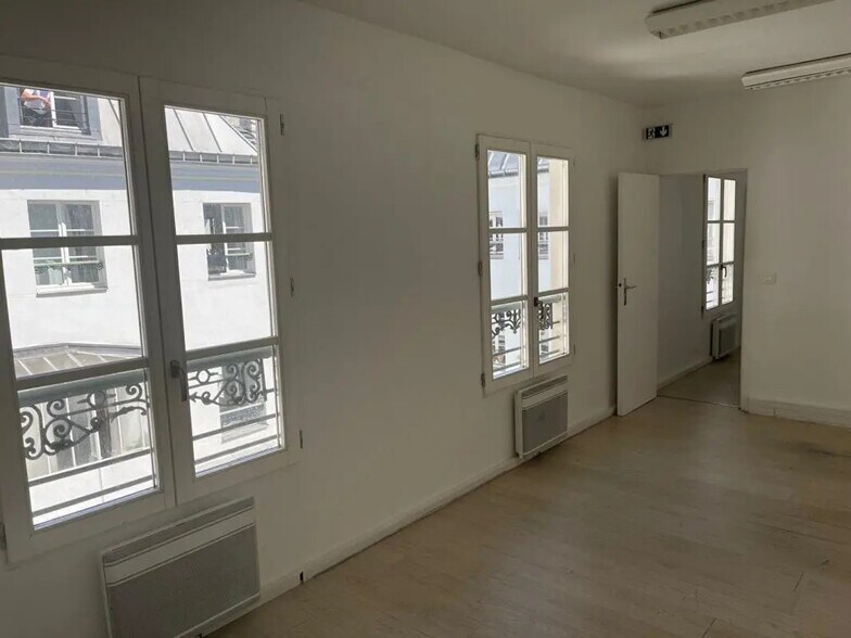 Bureau dans Paris à louer - Photo de l’immeuble – Image 1 sur 5