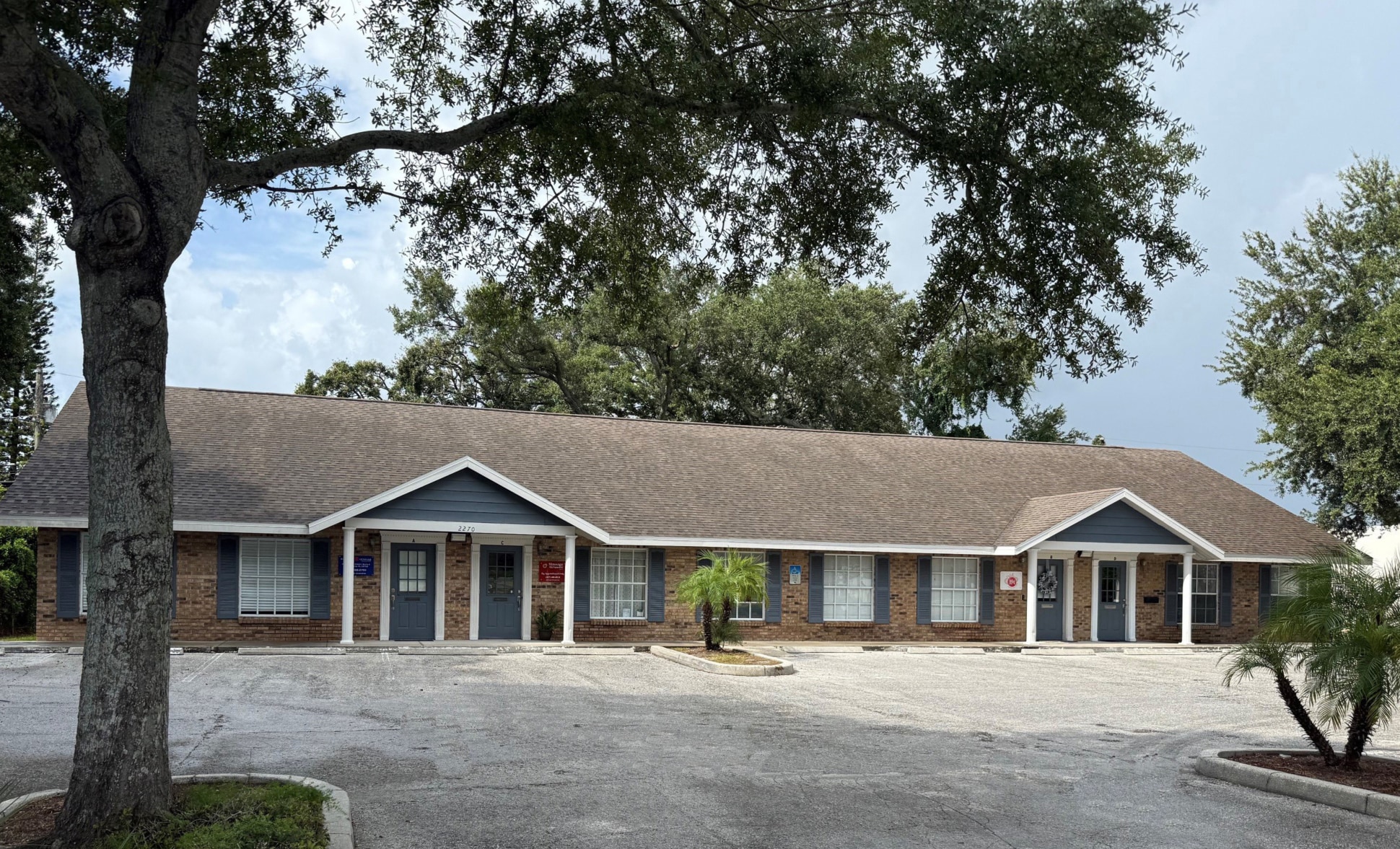 2270 Drew St, Clearwater, FL à louer Photo de l’immeuble– Image 1 sur 3
