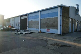 Plus de détails pour River Way, Harlow - Local d'activités à louer