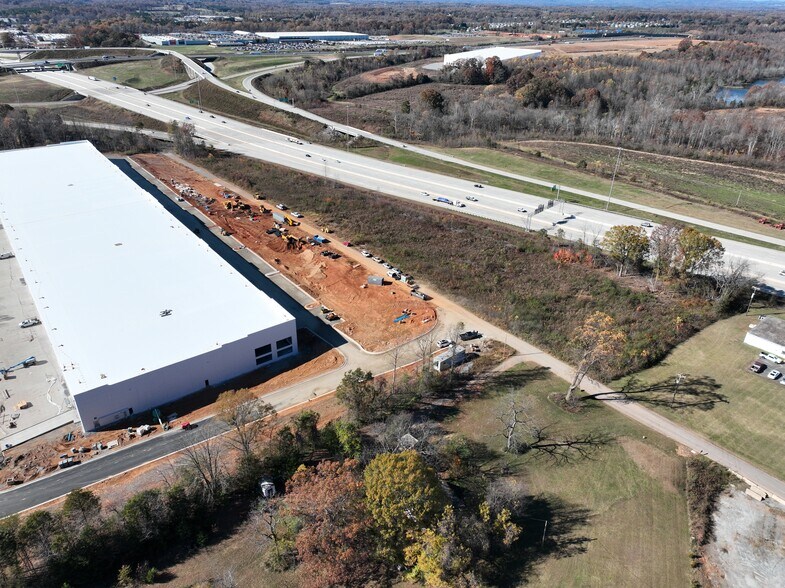 International Drive, Statesville, NC à vendre - Photo de l’immeuble – Image 3 sur 16