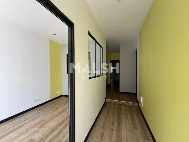 Local commercial dans Villeurbanne à louer - Photo de l’immeuble – Image 2 sur 7