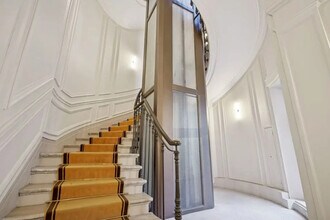 182 Rue De Rivoli, Paris à louer Hall d’entrée– Image 1 sur 7