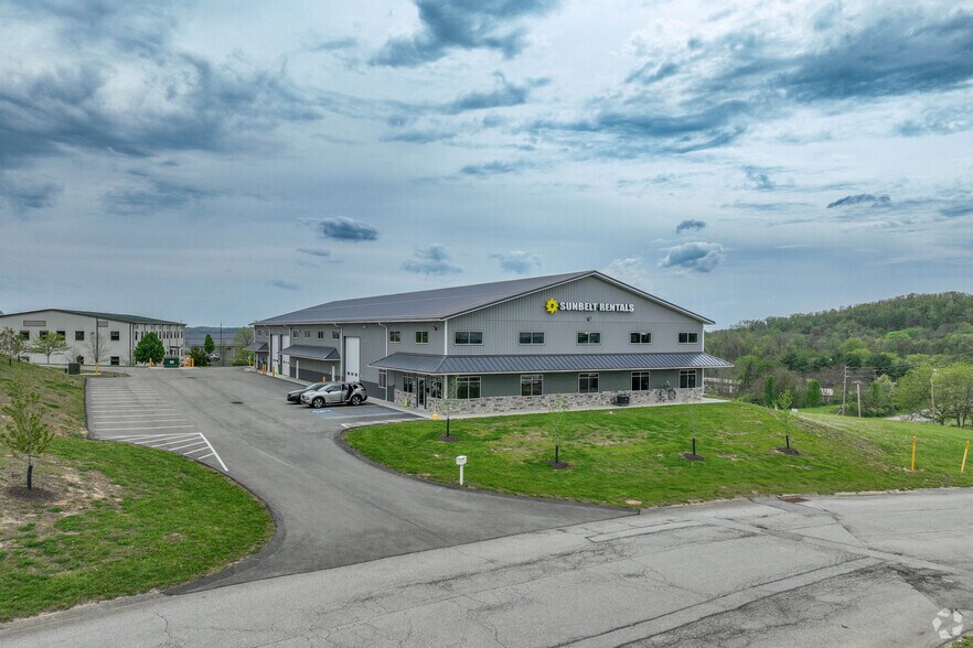 1000 Randall Ct, Export, PA à louer - Photo principale – Image 1 sur 9
