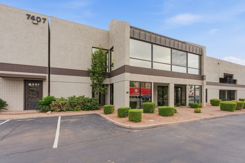 7411 W Boston St, Chandler, AZ à louer - Photo de l’immeuble – Image 2 sur 7