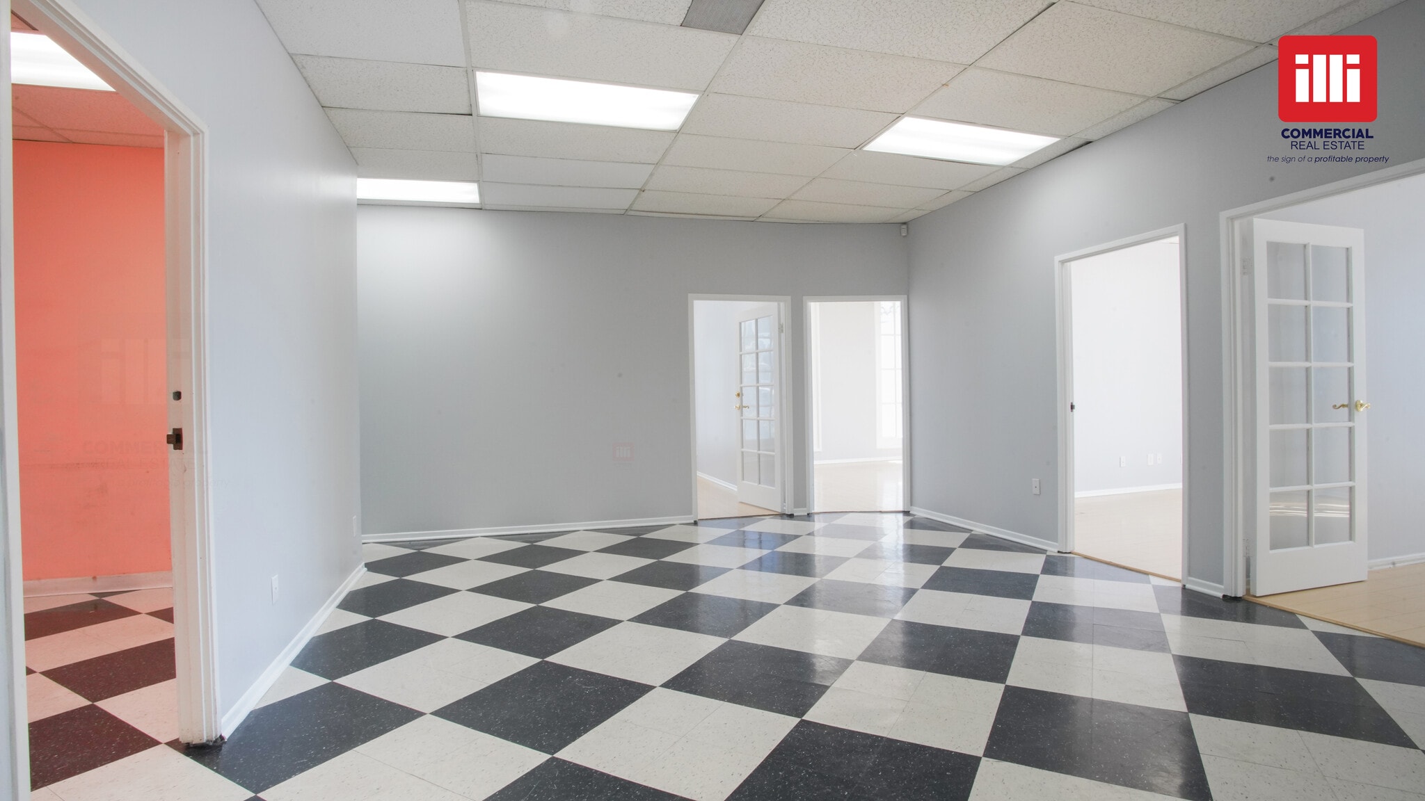 20501 Ventura Blvd, Woodland Hills, CA à louer Photo intérieure– Image 1 sur 22