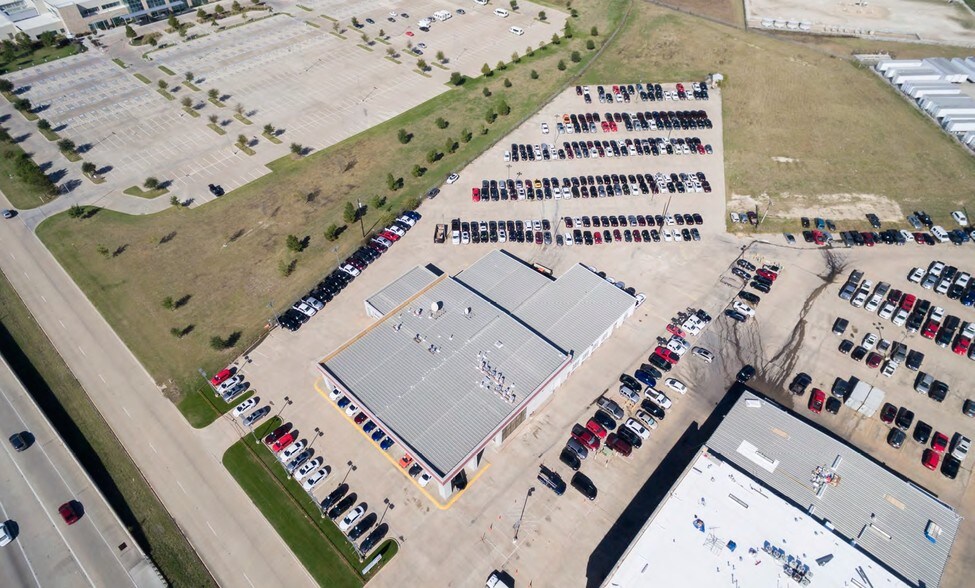 2301 SE Loop 820, Fort Worth, TX à louer - Aérien – Image 1 sur 7